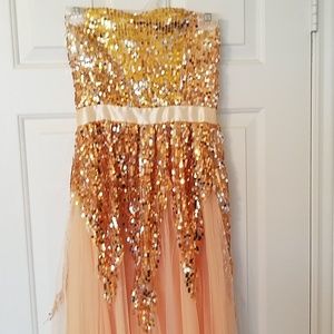 formal peach dress with gold sequins size 5 -7